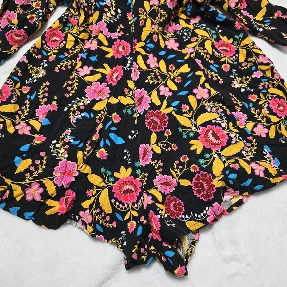 Express Black Floral Print Romper, Long Sleeves, Lightweight, V-Neck, Sz 12, EUC - Picture 5 of 12